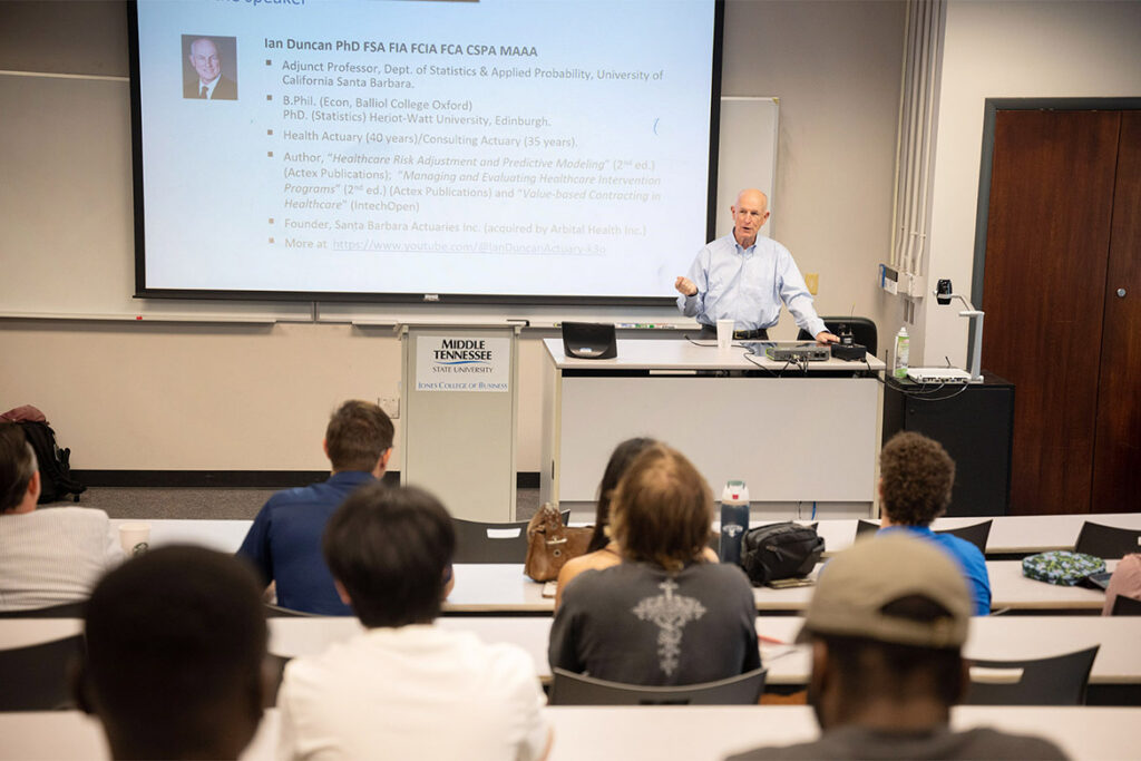 SOA President-Elect Ian Duncan discusses "Health Insurance in the Age of Big Data and AI"
